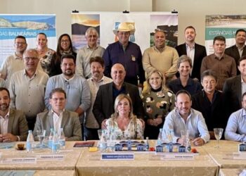 Caraguatatuba participa de reunião com representantes de municípios turísticos