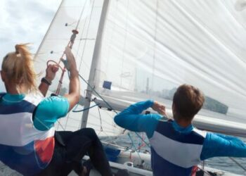 Festival espera mais de 100 velejadores em Caraguatatuba e tem atrações para toda a família