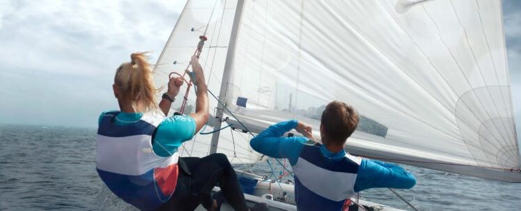 Festival espera mais de 100 velejadores em Caraguatatuba e tem atrações para toda a família