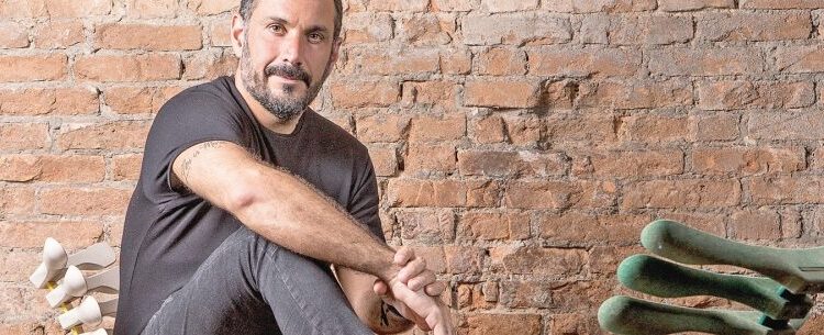 Sebrae promove palestra sobre formas de agregar artesanato e designer com Pedro Franco