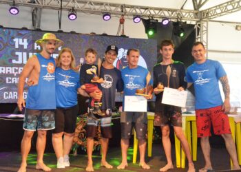 23ª Corrida de Canoa Caiçara supera expectativas com 80 inscritos e mais de 500 espectadores