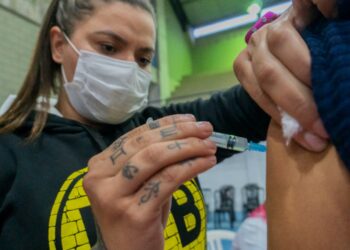 Bertioga realiza Corujão de Vacinação contra a Covid-19, gripe e sarampo a partir desta terça (12)