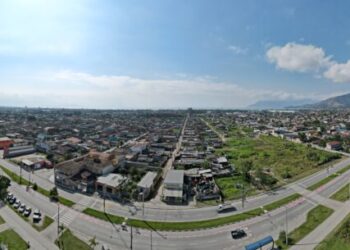 Prefeitura de Caraguatatuba pinta mais de 3 mil m² em sinalizações e revitaliza ciclofaixa na Região Sul