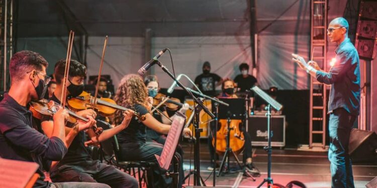 Orquestra Infantojuvenil da Fundação 10 de Agosto se apresenta no Espaço Cultural Praia nesta sexta (15)