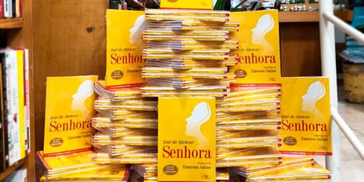 Emerson Salino lança adaptação da obra ‘Senhora’, que compõe projeto de releitura de clássicos brasileiros