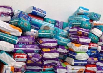 Fundo Social repassa mais de 3.700 fraldas geriátricas para instituições sociais de Caraguatatuba