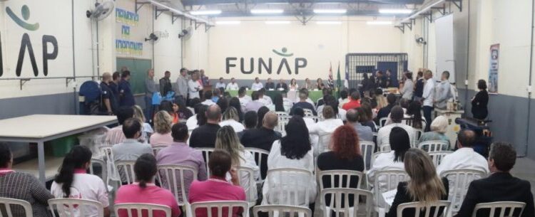 Prefeitura de Caraguatatuba firma convênio para reinserção de reeducandos do CDP no mercado de trabalho