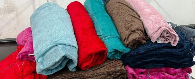 Caraguatatuba recebe doação de 500 cobertores do Fundo Social do Estado de São Paulo