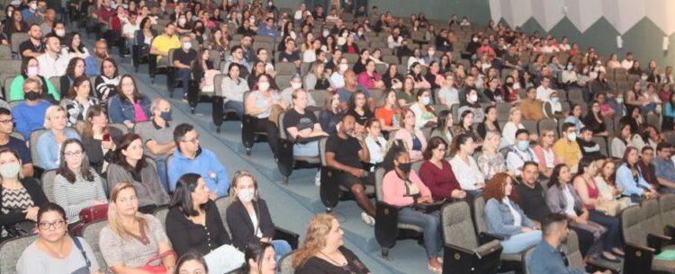 Prefeitura de Caraguatatuba retoma integração de novos servidores com mais de 460 recém-admitidos