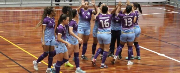 Futsal feminino de Caraguatatuba realiza seletiva de atletas neste sábado