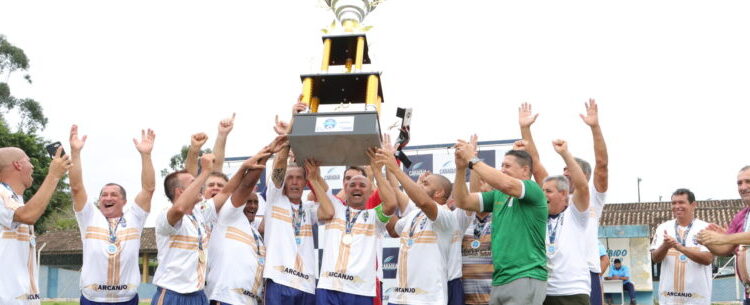 RFC conquista título do Campeonato de Futebol Master 50 anos de Caraguatatuba