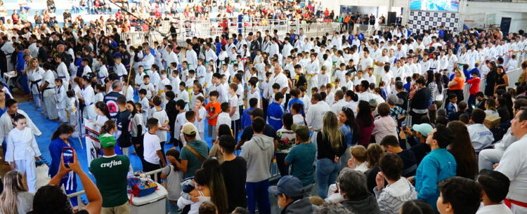 Festival de Artes Marciais reúne cerca de 4 mil pessoas no Cemug em Caraguatatuba