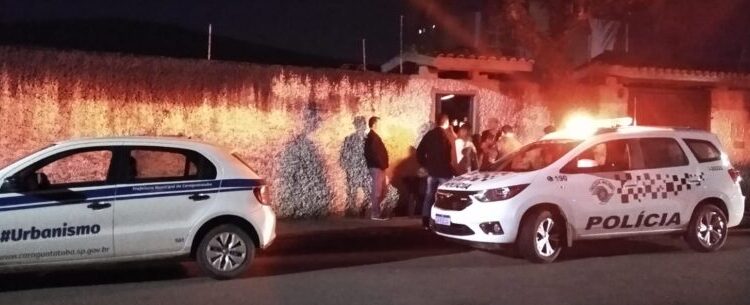 Fiscalização da Prefeitura e Polícia Militar fecham festa clandestina em Caraguatatuba