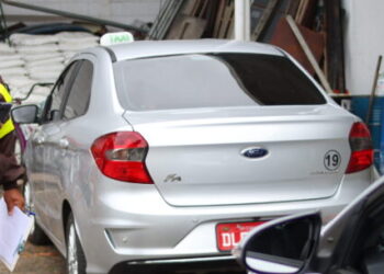 Prefeitura de Caraguatatuba realiza vistorias para renovação de alvarás dos taxistas