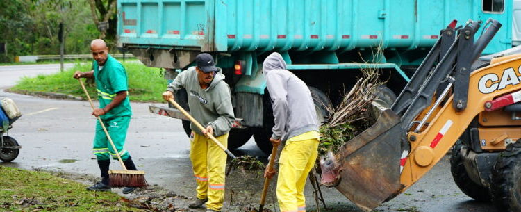 ‘Bairro a Bairro’ recolhe em 13 semanas mil toneladas de resíduos e chega à Região Norte de Caraguatatuba
