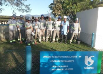 Sabesp finaliza capacitação de encanadores do Litoral Norte em parceria com o SENAI