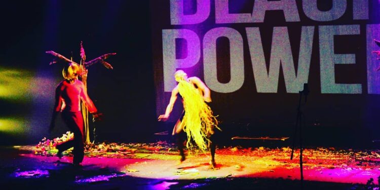 Espetáculo gratuito do ProAC ‘Crioulos’ é atração no Teatro Mario Covas em Caraguatatuba