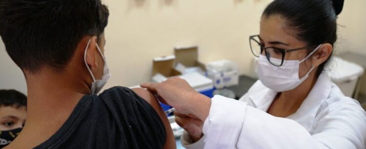 Caraguatatuba aplica 1.495 doses no Dia D de Multivacinação