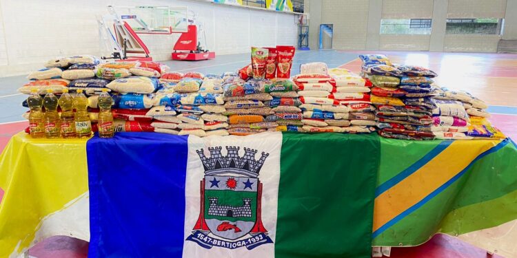 Cerca de meia tonelada de alimentos são arrecadados com a Copa Agita Bertioga de Inverno 