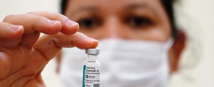 Caraguatatuba vacina 4ª dose contra Covid-19 para 30 anos ou mais e 1º dose em crianças de 3 e 4 anos com comorbidades