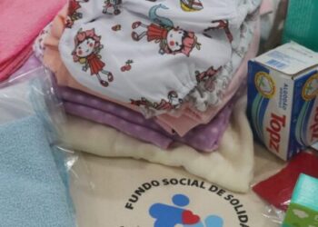 Fundo Social de Caraguatatuba inicia produção de enxovais para gestantes após doação de voluntários da Sabesp