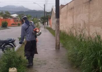 Região Central de Caraguatatuba recebe limpeza nesta quinta-feira