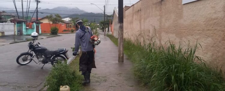 Região Central de Caraguatatuba recebe limpeza nesta quinta-feira