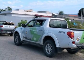 Prefeitura de Caraguatatuba recupera área pública no bairro Balneário Mar Azul