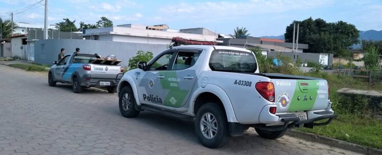 Prefeitura de Caraguatatuba recupera área pública no bairro Balneário Mar Azul