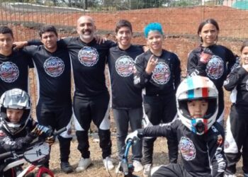 Caraguatatuba conquista nove medalhas na Copa Paulínia de Bicicross