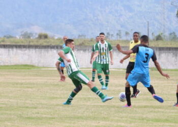 Campeonatos de Futebol Amador preenchem final de semana em Caraguatatuba