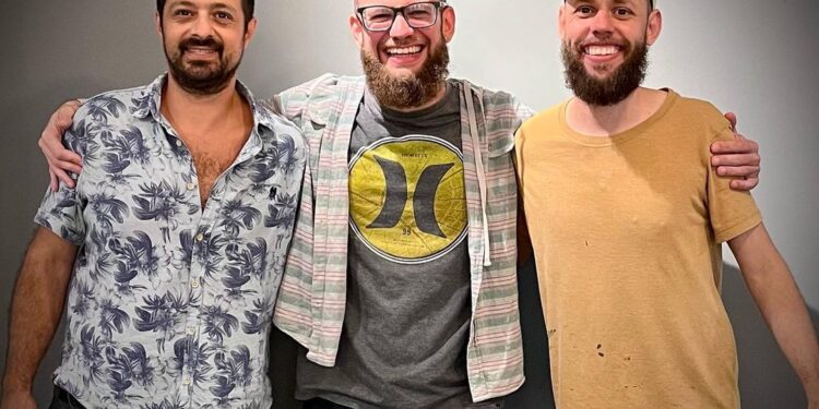 Brasilidade Contemporânea apresenta show gratuito ‘O Violão Brasileiro’ no Teatro Mario Covas