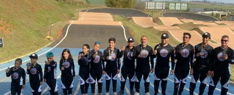 Caraguatatuba conquista 14 medalhas na 6ª etapa do Campeonato Paulista de Bicicross