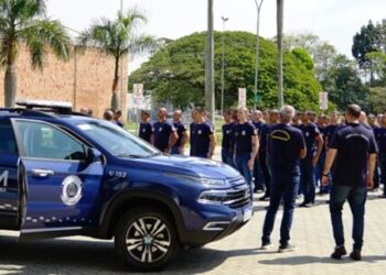 Prefeito de Caraguatatuba anuncia investimento em segurança com GCM, câmeras de monitoramento e Operação Verão
