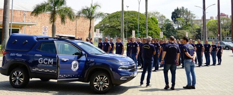 Prefeito de Caraguatatuba anuncia investimento em segurança com GCM, câmeras de monitoramento e Operação Verão