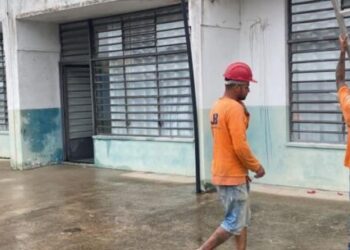 Creche do bairro Portal da Fazendinha recebe reforma completa do telhado e as aulas retornam nesta semana