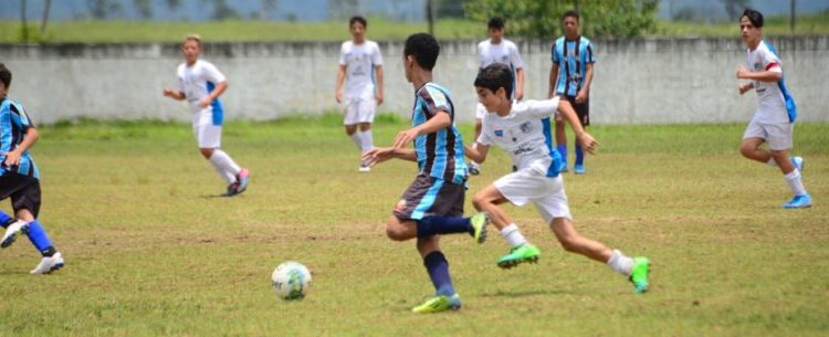 Chuvas de gols marcam mais uma etapa da Copa Criança de Caraguatatuba