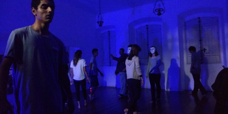 Auditório Maristela de Oliveira recebe workshop gratuito voltado às Práticas Teatrais