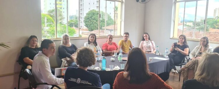 Caraguatatuba apresenta ações durante Roda de Conversa sobre População de Rua em Taubaté