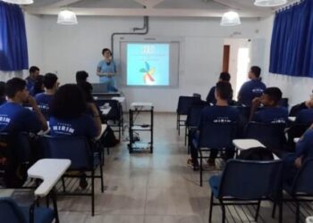 Social de Caraguatatuba promove palestra sobre trabalho infantil para alunos da Guarda Mirim