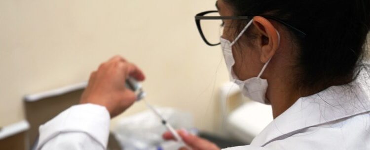 Prefeitura abre cadastro no 156 para vacinação de crianças de seis meses a menores de três anos contra Covid-19