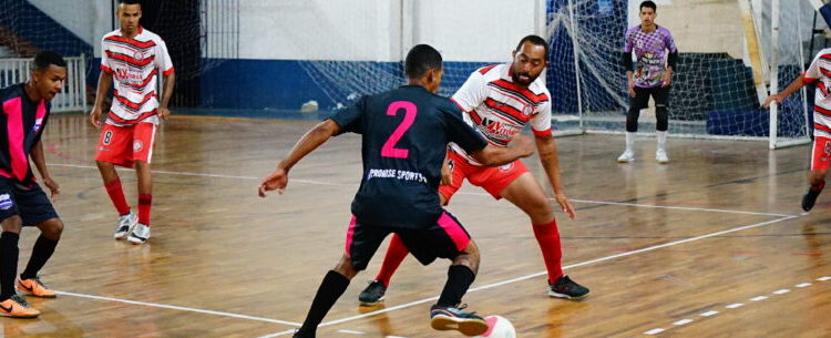 Final de semana em Caraguatatuba tem decisões do Futebol Amador, jogos da Copa Criança e Futsal