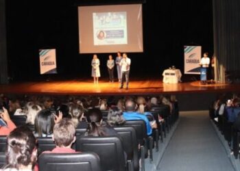 Fórum de Educação de Caraguatatuba envolveu mais de 1300 profissionais