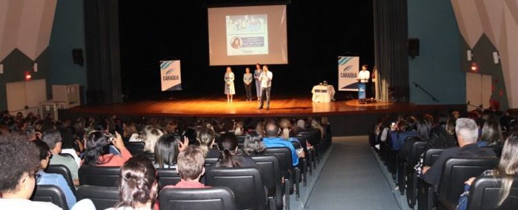 Fórum de Educação de Caraguatatuba envolveu mais de 1300 profissionais