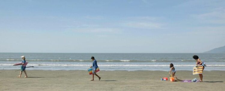 Cine Clube celebra Dia Mundial do Cinema com longa ‘A Felicidade das Coisas’, filmado em Caraguatatuba