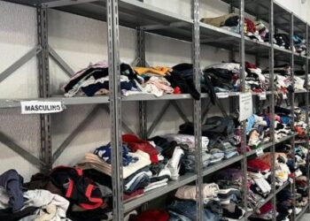 Fundo Social de Caraguatatuba doa 24.232 peças de roupas neste ano e campanha de arrecadação continua