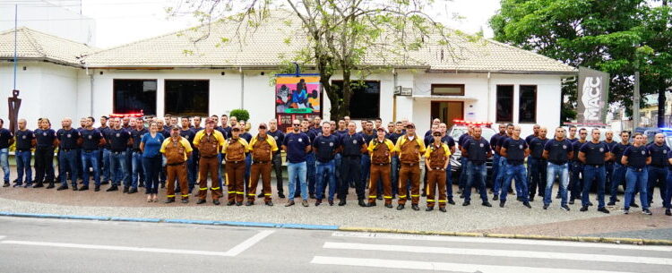 Guardas Civis Municipais de Caraguatatuba participam de atividades práticas de fiscalização de trânsito