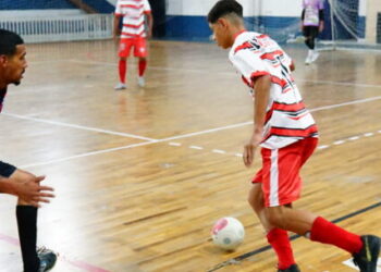 Rodada pré-feriado dos Campeonatos de Futsal soma mais de 35 gols