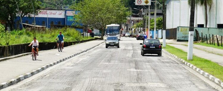 Prefeitura de Caraguatatuba finaliza obras de recapeamento nos bairros Cidades Jardim e Casa Branca