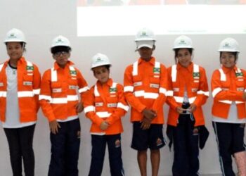 Alunos da rede municipal de ensino de Caraguatatuba visitam Unidade de Tratamento de Gás Monteiro Lobato